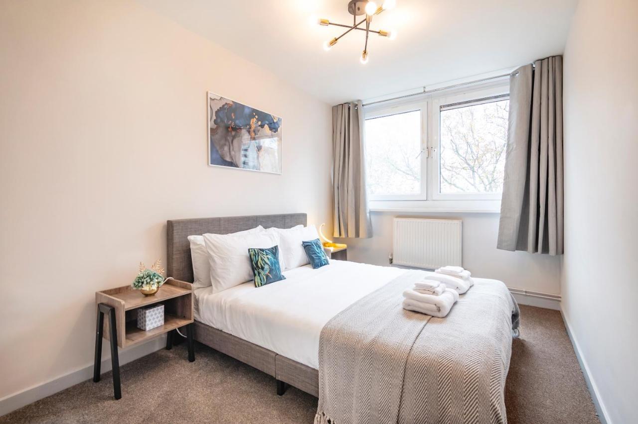 Lovely 4 Bedroom Flat In Wandsworth- London Exterior foto