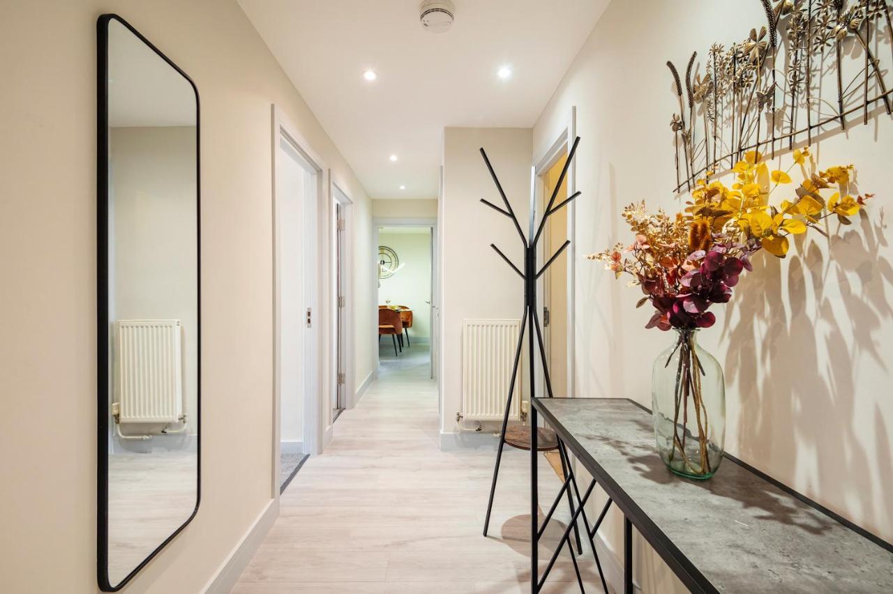 Lovely 4 Bedroom Flat In Wandsworth- London Exterior foto